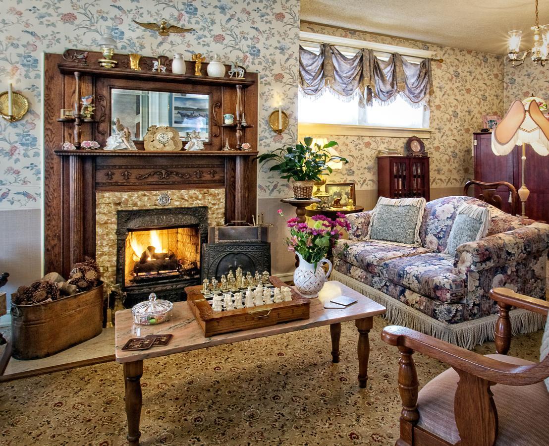 Holden House 1902 Bed & Breakfast Inn Colorado Springs Extérieur photo