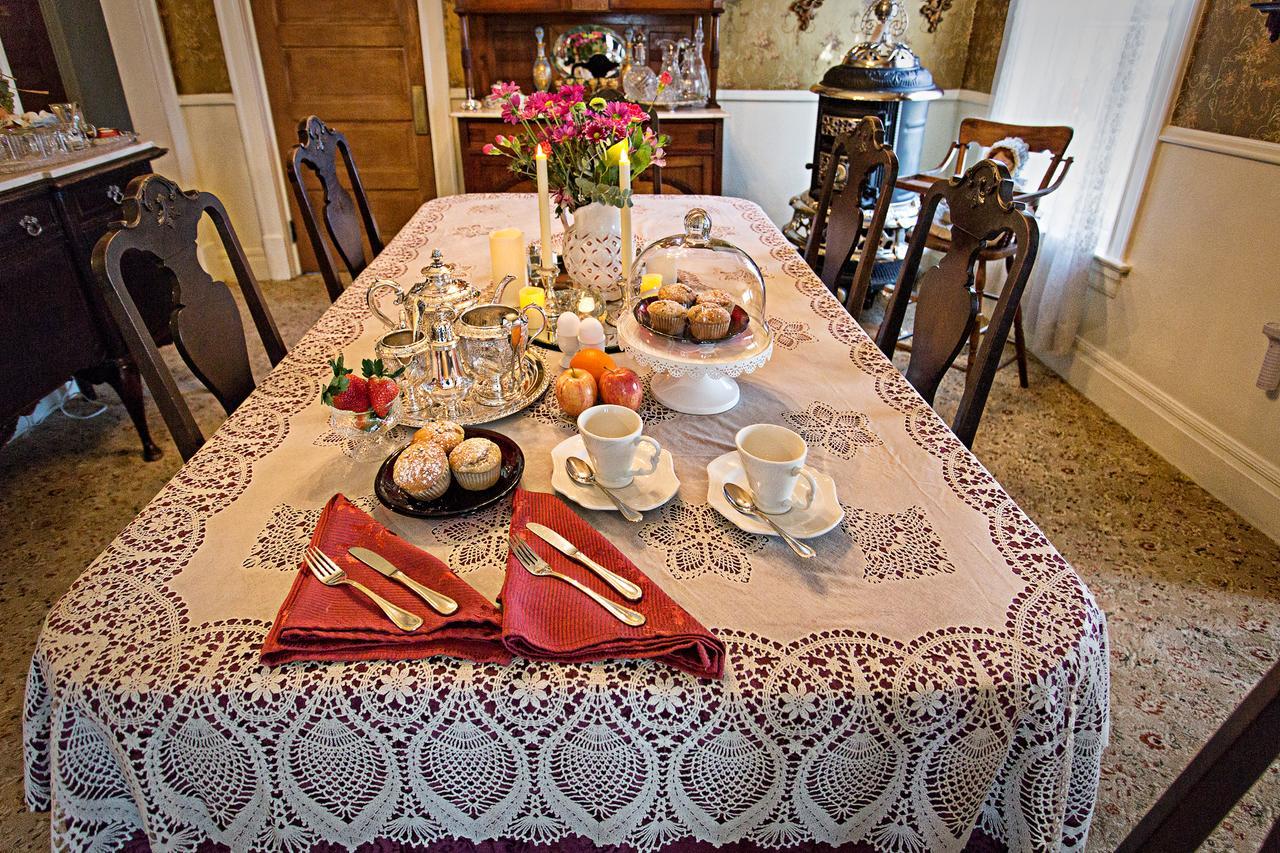 Holden House 1902 Bed & Breakfast Inn Colorado Springs Extérieur photo