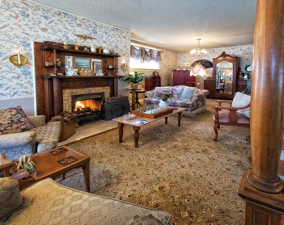 Holden House 1902 Bed & Breakfast Inn Colorado Springs Extérieur photo